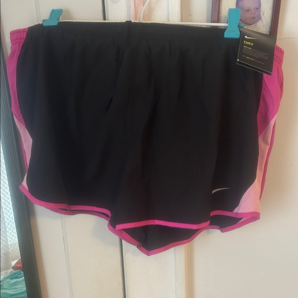Nike Women's Black and Pink Athletic Shorts